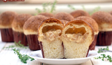 Cinnamon Apple Custard Cake Bun san pham 1 1